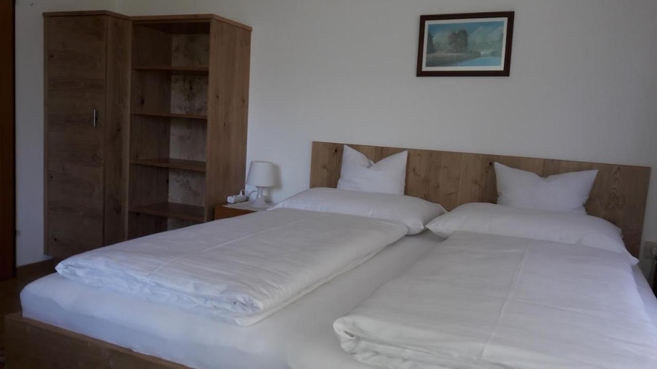מלון פראגראטן Haus Dorfblick מראה חיצוני תמונה