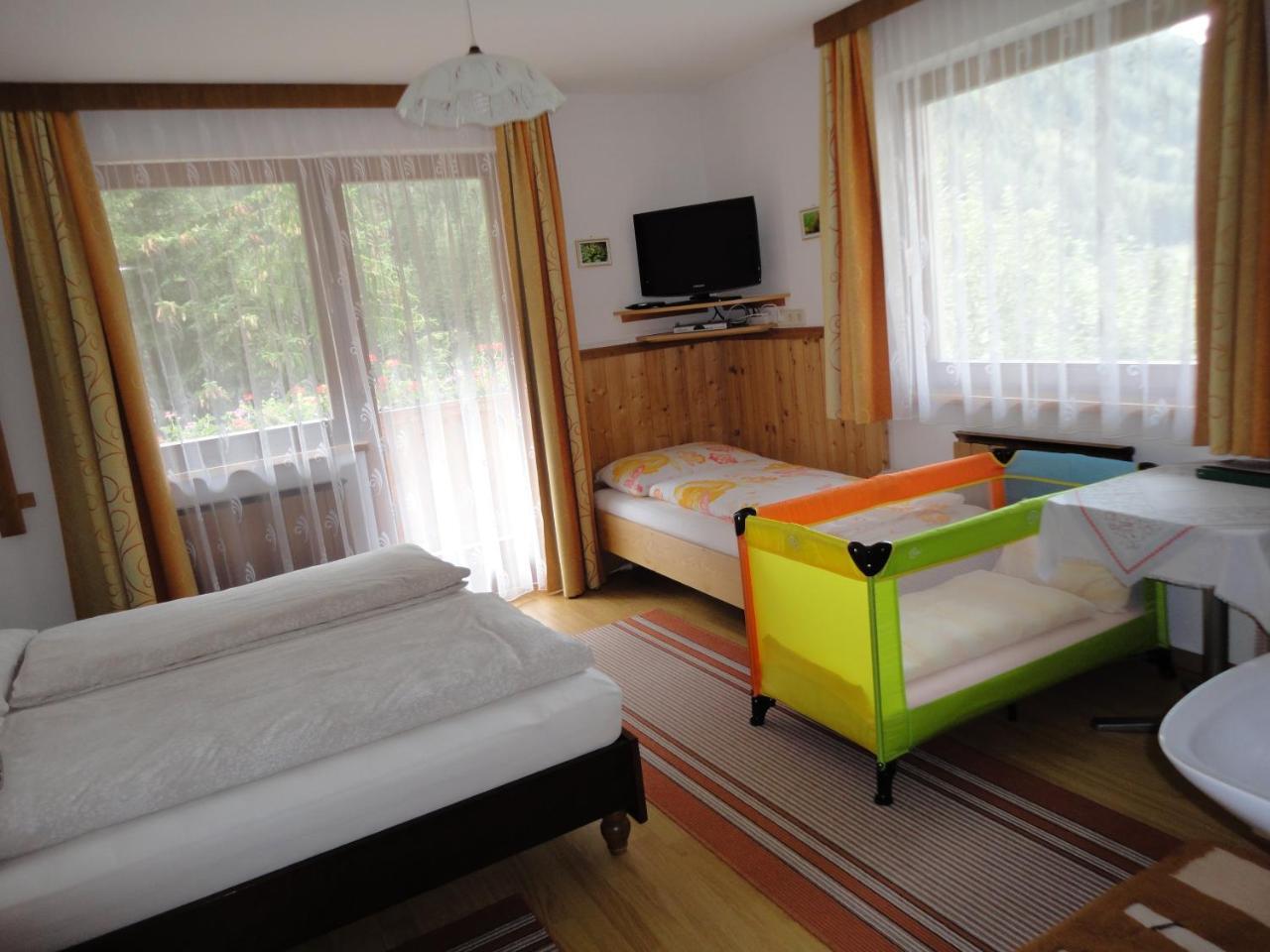 מלון פראגראטן Haus Dorfblick מראה חיצוני תמונה